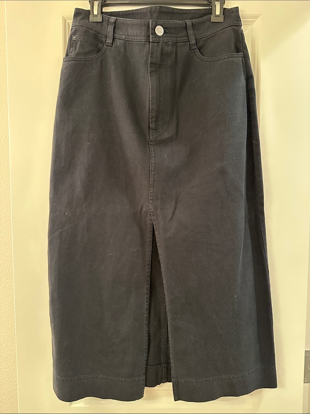 Treasure & Bond Black High-Waist Skirt